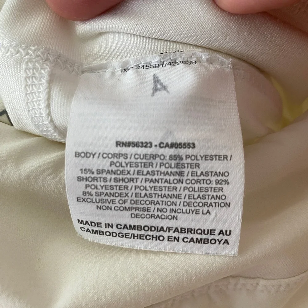 Nike medium white